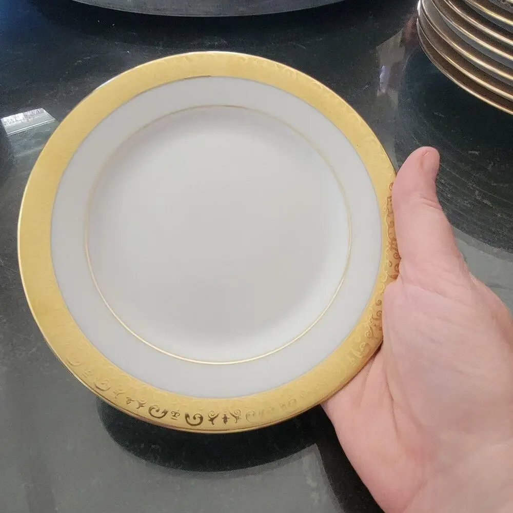 Royal Gallery Gold Salad Plate White Porcelain Gold Scroll Rim 1991 Sri Lanka